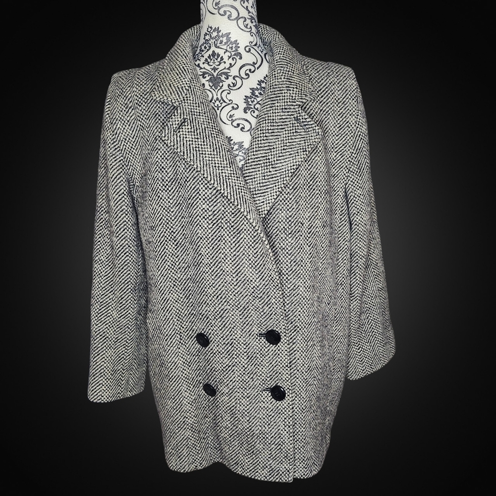 VTG ⭐️ COLLECTION ELEGANTE Black and White Herringbone Coat - 9/10
